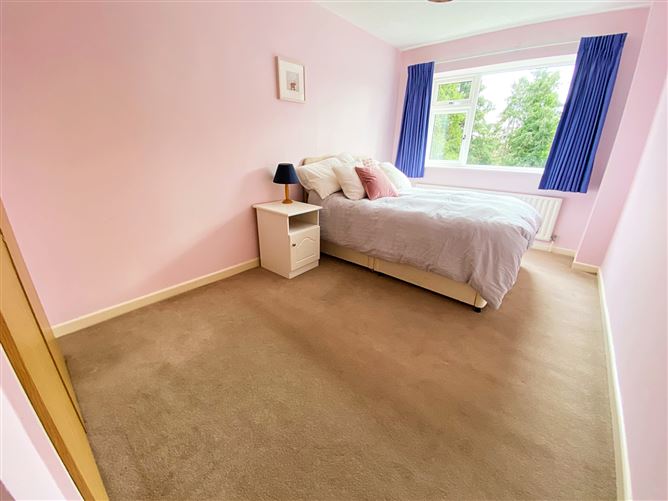 12 Clonmore Court, Glasnevin, Dublin 9