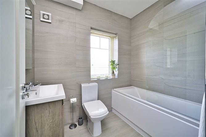 29 Finlay Park, Naas, County Kildare