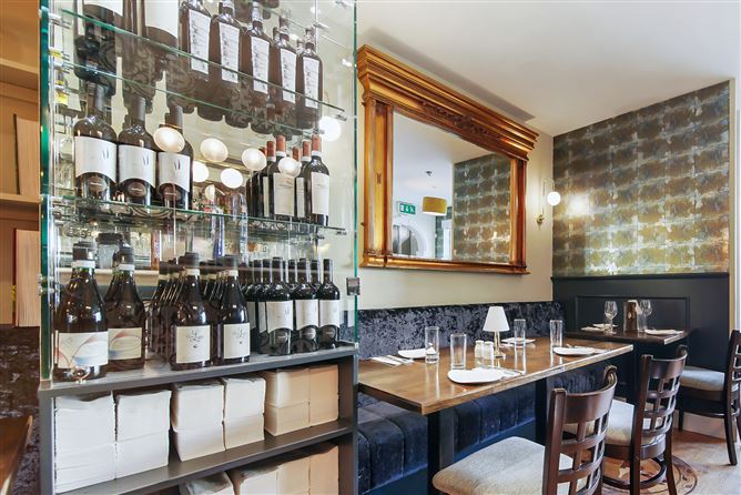 La Bella Donna, Bridge Street, Donegal Town