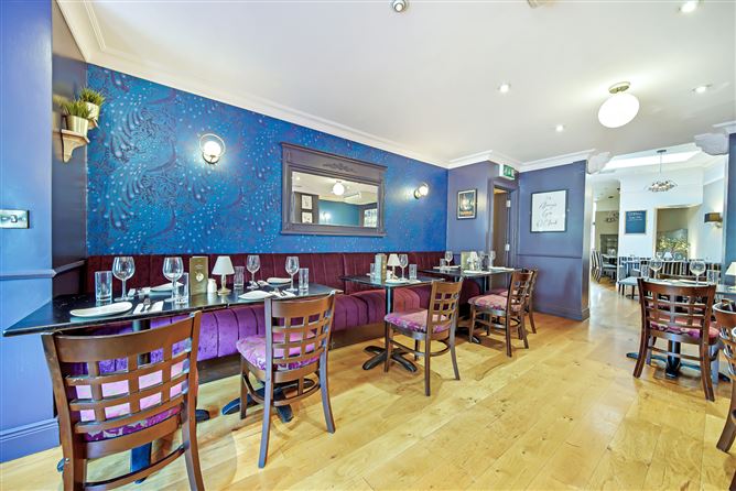 La Bella Donna, Bridge Street, Donegal Town