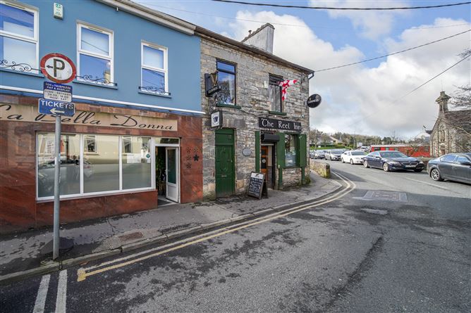 La Bella Donna, Bridge Street, Donegal Town