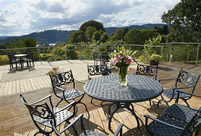 The Lakeland House, Vacation Rental in Cumbria, England, Bowness-on-Windermere, Cumbria