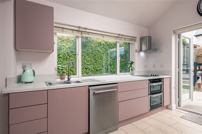 1 Bothar Sheen, Glanerought, Kenmare, Co. Kerry