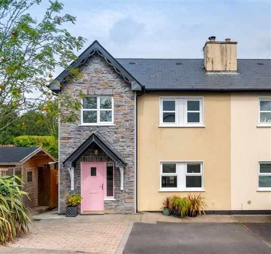 1 Bothar Sheen, Glanerought, Kenmare, Co. Kerry