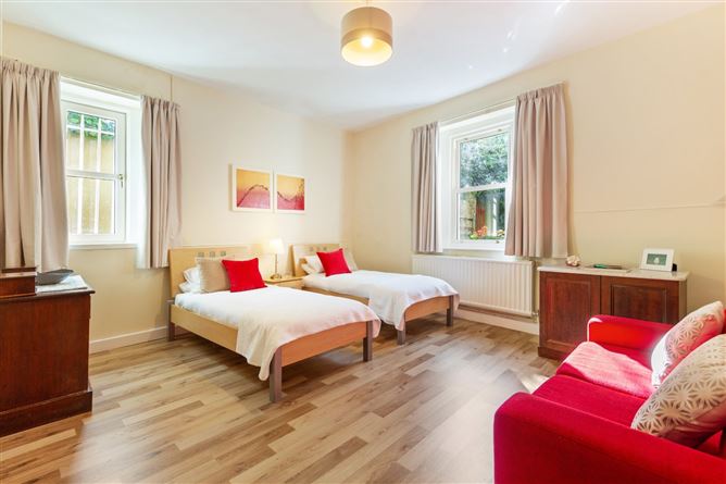 Overton, Kilmacud Road Upper, Dundrum, Dublin 14