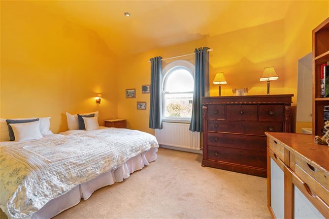 Overton, Kilmacud Road Upper, Dundrum, Dublin 14