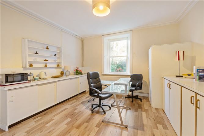 Overton, Kilmacud Road Upper, Dundrum, Dublin 14