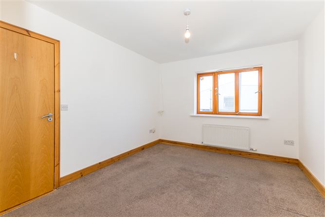 Photo 20 of 29 — 39 Belarmine Heath, Stepaside, Dublin 18