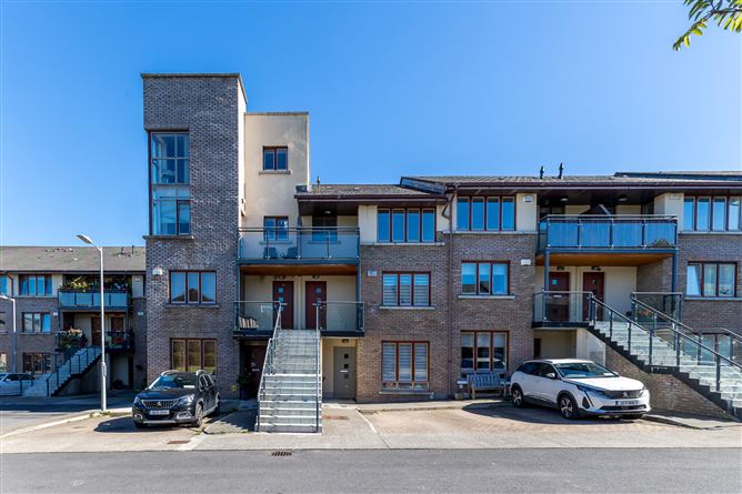 Photo 1 of 29 — 39 Belarmine Heath, Stepaside, Dublin 18