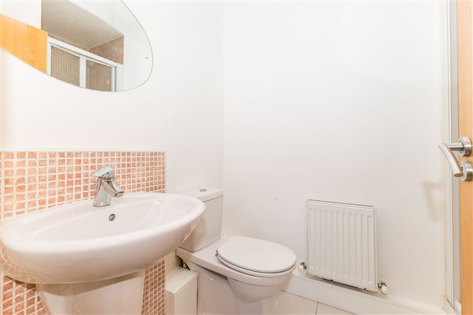 Photo 19 of 29 — 39 Belarmine Heath, Stepaside, Dublin 18