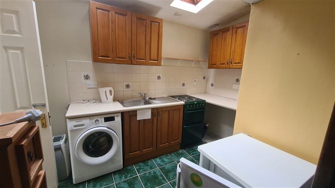 8 Raffeen Village, Monkstown, Cork