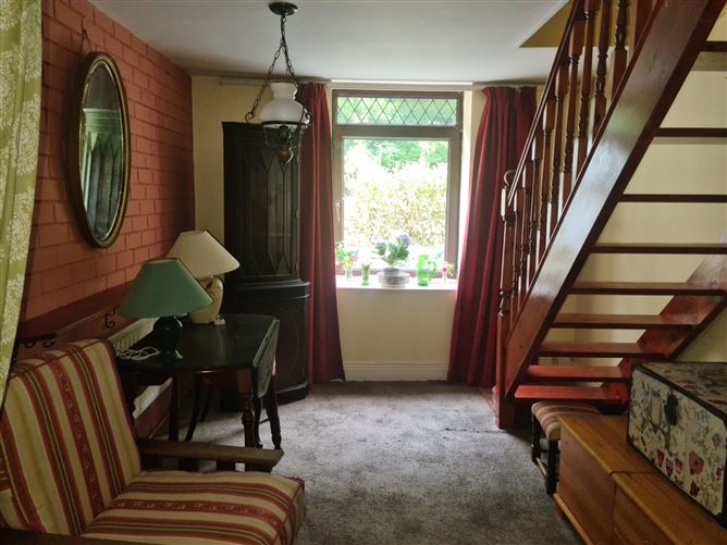 8 Raffeen Village, Monkstown, Cork