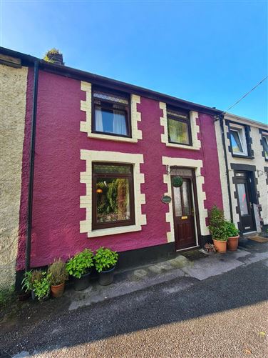 8 Raffeen Village, Monkstown, Cork