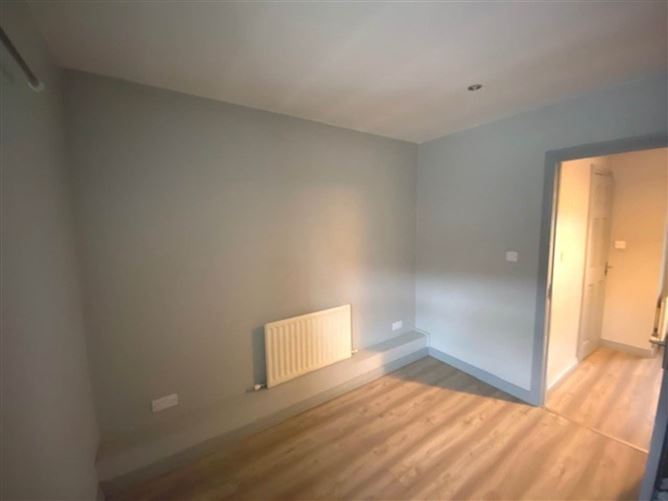 2 William Street, Raphoe, County Donegal