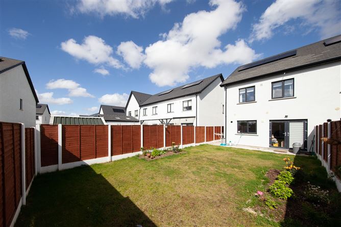 8 The Avenue, Bay Meadows, Hollystown, Dublin