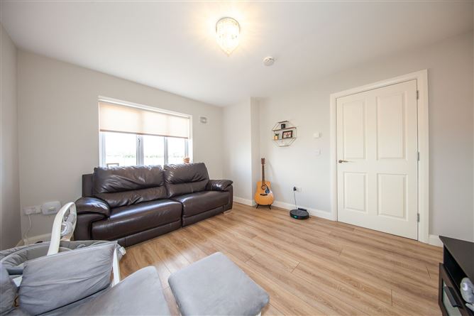 8 The Avenue, Bay Meadows, Hollystown, Dublin