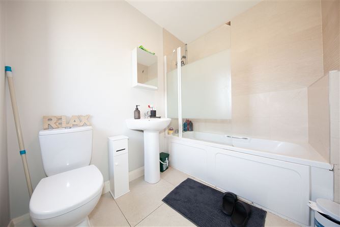 8 The Avenue, Bay Meadows, Hollystown, Dublin
