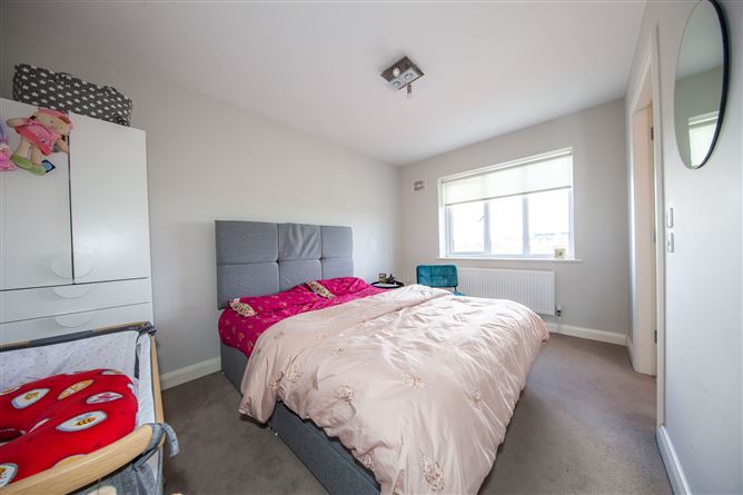 8 The Avenue, Bay Meadows, Hollystown, Dublin
