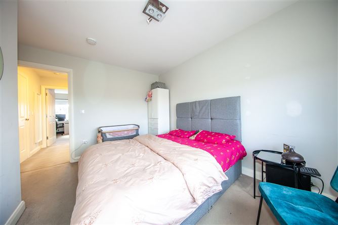 8 The Avenue, Bay Meadows, Hollystown, Dublin