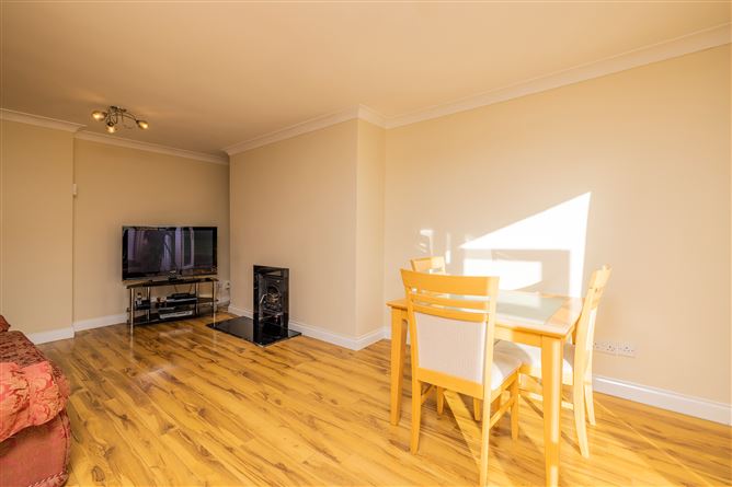 12 The Sycamores, Grove Road , Malahide, Dublin