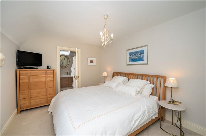 44 Cois Chuain, Glounthaune, Cork