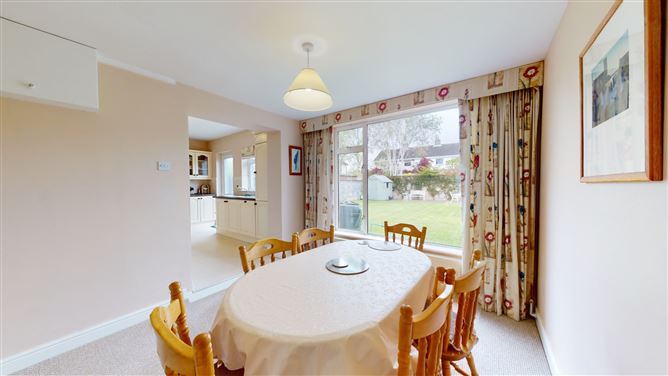 43 South Park, Foxrock, Dublin 18