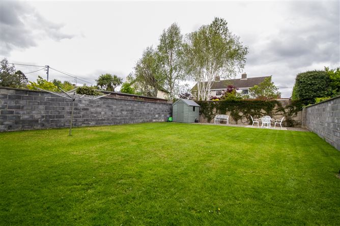 43 South Park, Foxrock, Dublin 18