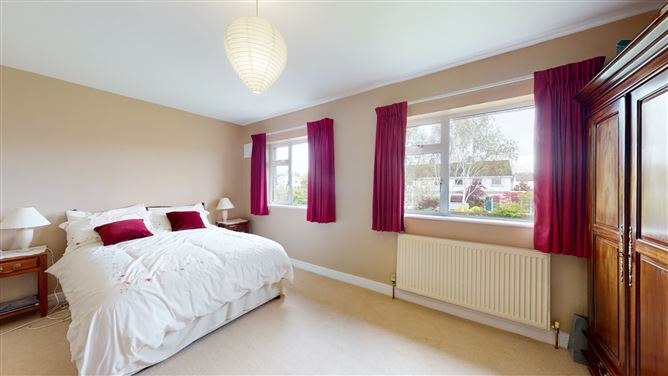 43 South Park, Foxrock, Dublin 18