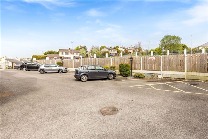 8 Convent Mews, Cock Hill, Cavan