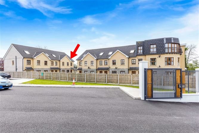 8 Convent Mews, Cock Hill, Cavan