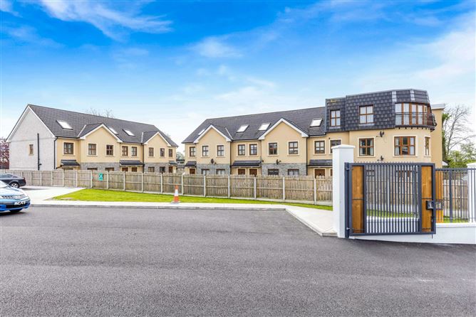 8 Convent Mews, Cock Hill, Cavan