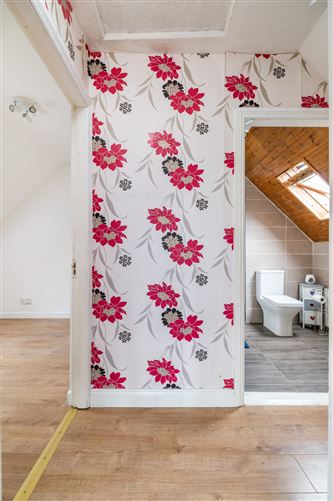 15 Collinstown, Clara, Co. Offaly