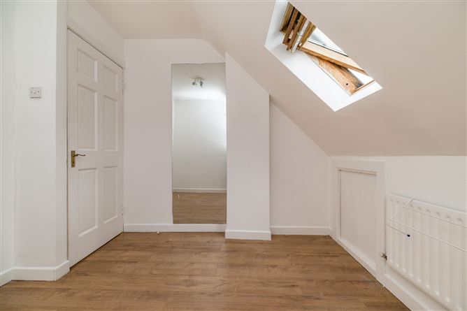 15 Collinstown, Clara, Co. Offaly