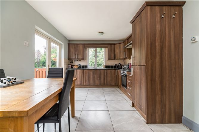 15 Collinstown, Clara, Co. Offaly