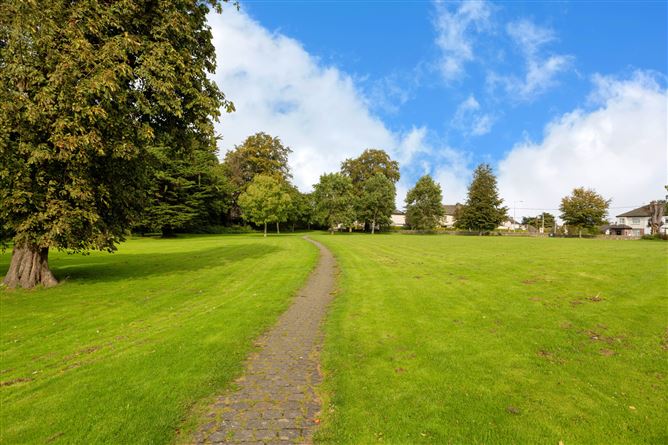 Kilmacud Cottage, Holywell, Kilmacud, Dublin 14