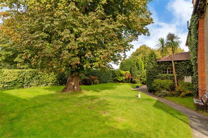 Kilmacud Cottage, Holywell, Kilmacud, Dublin 14