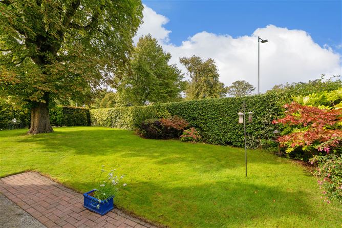 Kilmacud Cottage, Holywell, Kilmacud, Dublin 14