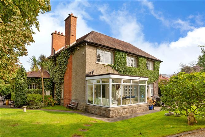 Kilmacud Cottage, Holywell, Kilmacud, Dublin 14
