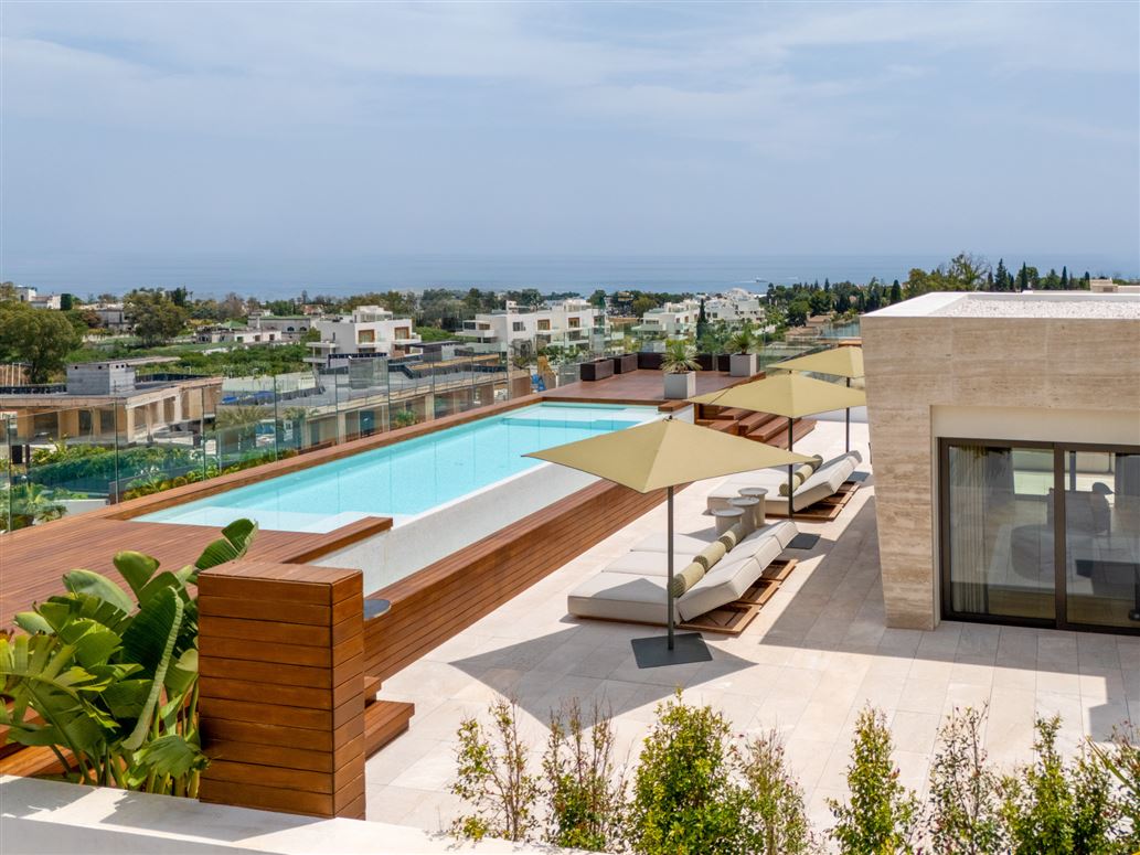 Spain, Marbella, Marbella Golden Mile - COSTA-01125P