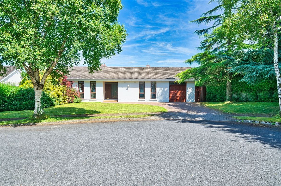 33 Rathasker Heights, Kilcullen Road, Naas, Co. Kildare