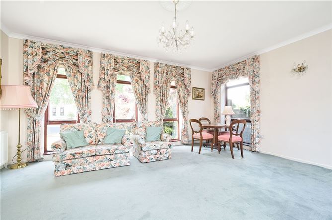 https://photos-a.propertyimages.ie/media/1/1/6/4943611/07350e87-b924-44c0-afa0-f1f03f693c17_l.jpg