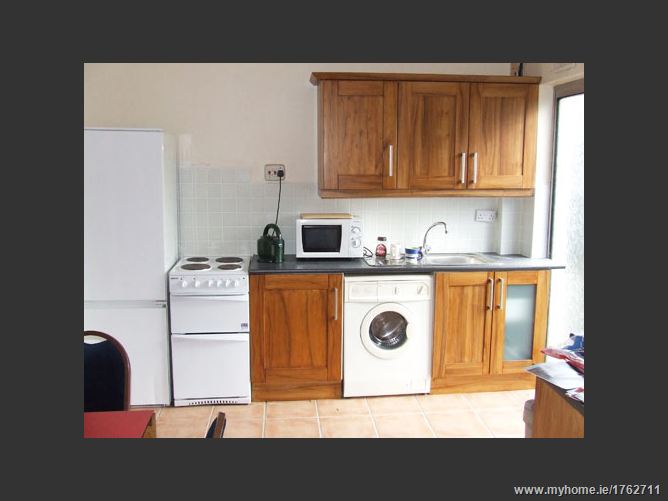 11 Forest Hills, Rathcoole,  Dublin County