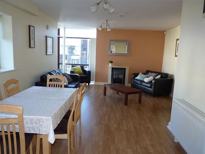 22 Summerhaven, Carrick-on-shannon, Leitrim, Leitrim