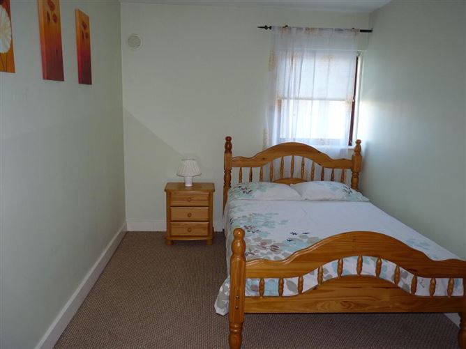 22 Summerhaven, Carrick-on-shannon, Leitrim, Leitrim
