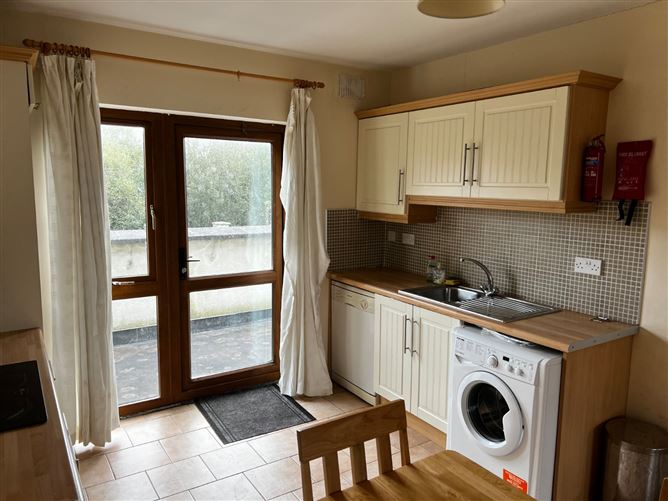 88 Mostrim Oaks, Edgeworthstown, Co. Longford