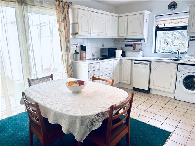 No. 8 Allingham court, Bundoran, Donegal