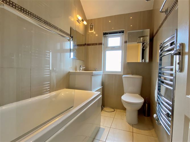 120 Saint Columbanus' Road, Windy Arbour, Dublin 14