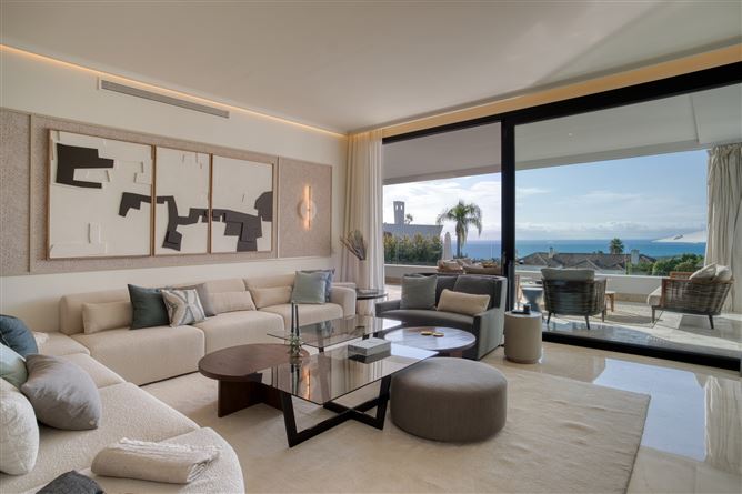 Spain, Marbella, Marbella Golden Mile - COSTA-00772P