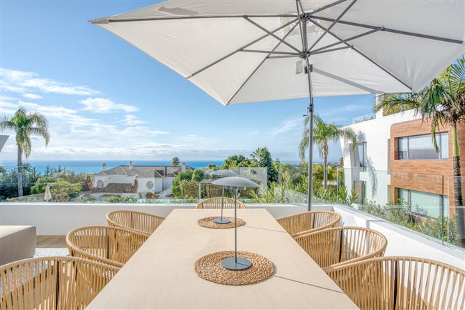 Spain, Marbella, Marbella Golden Mile - COSTA-00772P
