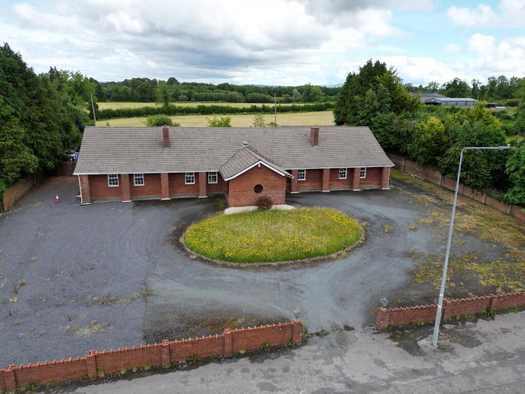 River Shannon Lodge, Rooskey, Leitrim